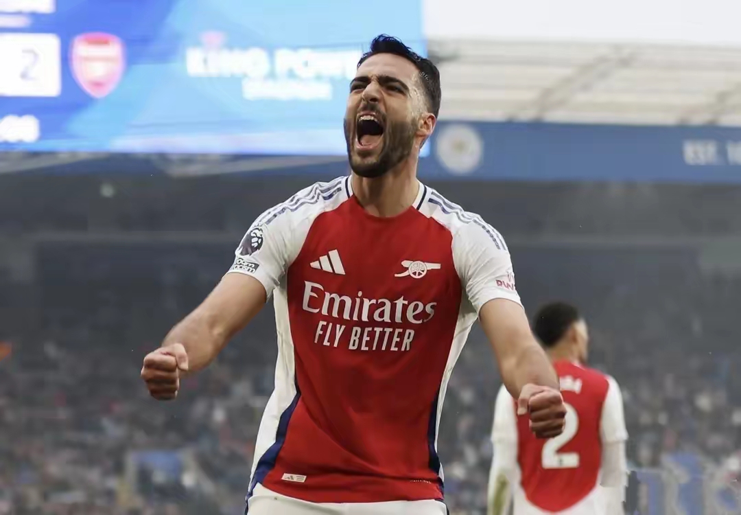 阿森纳主场完胜沙特克,继续联赛领先球队